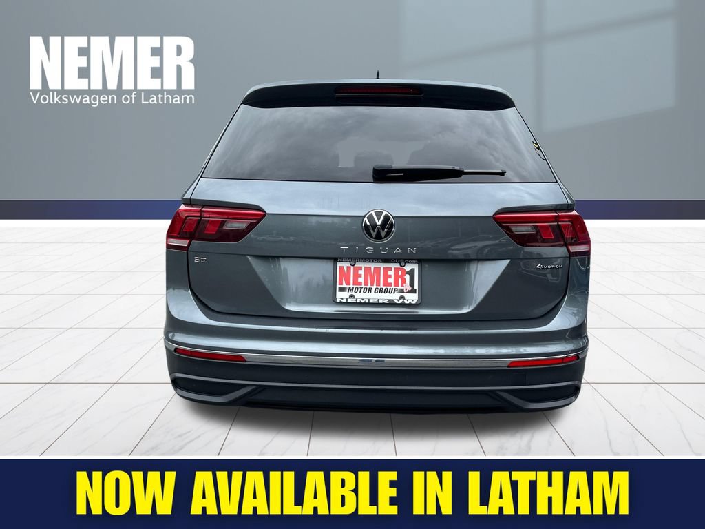 Certified 2024 Volkswagen Tiguan SE AWD/4WD image 3