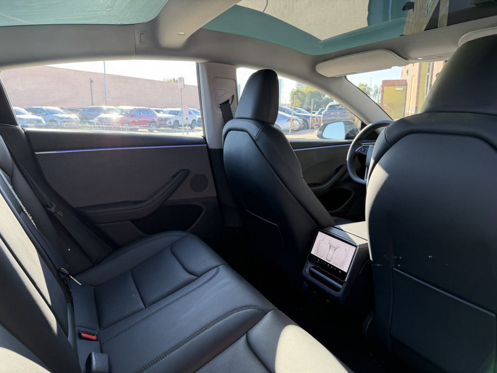 Used 2025 Tesla Model 3 Long Range RWD image 43