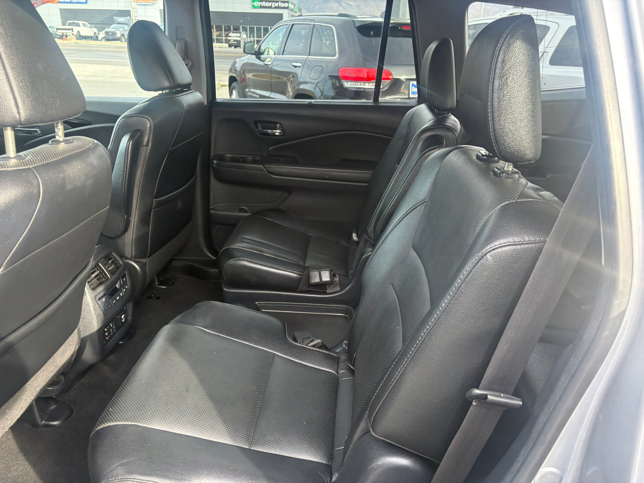 Used 2012 Honda Pilot Touring image 8