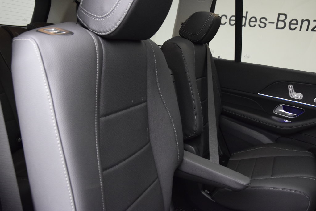 New 2026 Mercedes-Benz GLS 450 4MATIC image 20