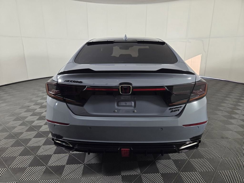 Used 2021 Honda Accord Touring image 6