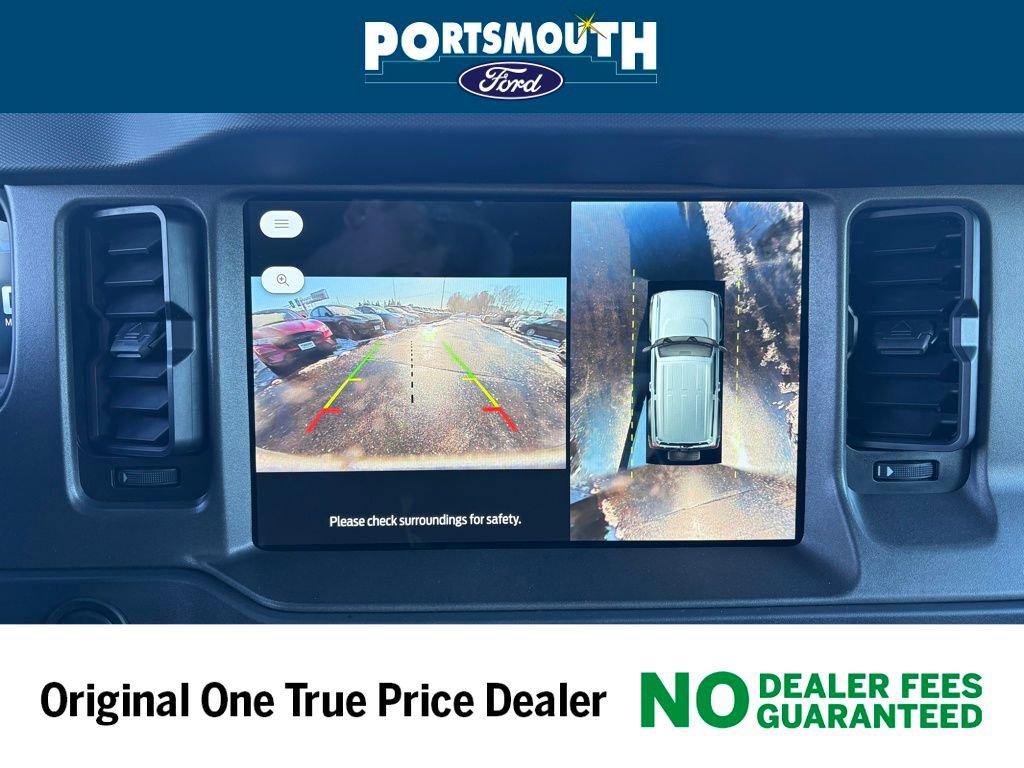 New 2025 Ford Bronco Badlands image 11