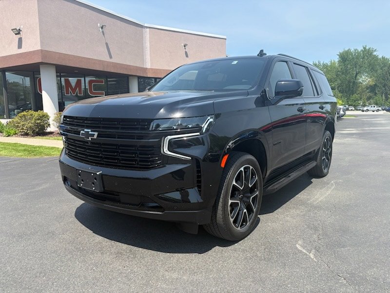 Used 2023 Chevrolet Tahoe RST w/ Luxury Package AWD/4WD video 1