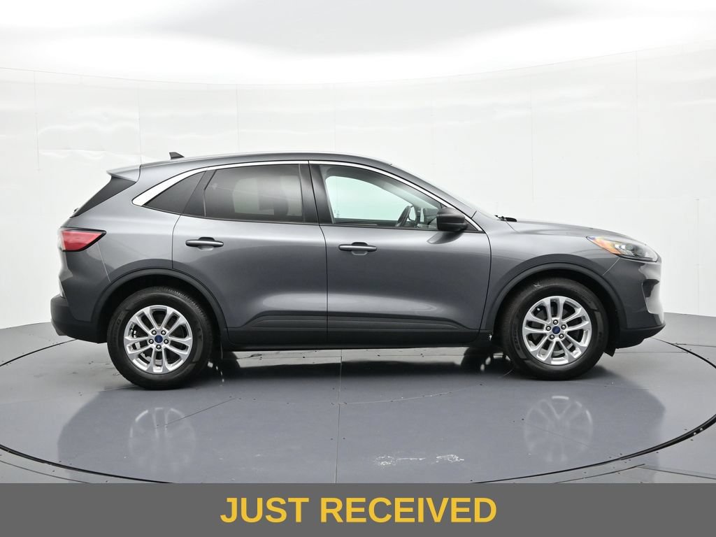 Certified 2022 Ford Escape SE w/ Convenience Package FWD image 5