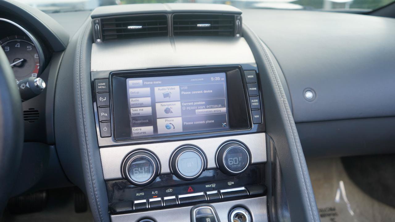 Used 2014 Jaguar F-TYPE Convertible RWD image 61