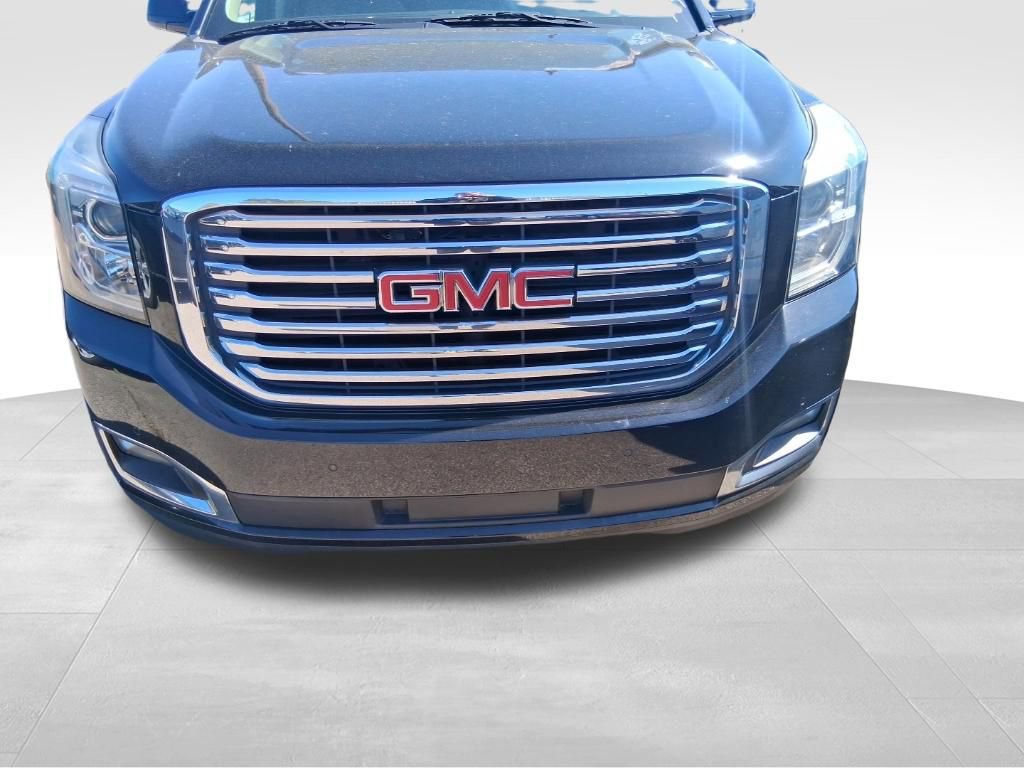 Used 2017 GMC Yukon XL SLT w/ Premium Edition image 2