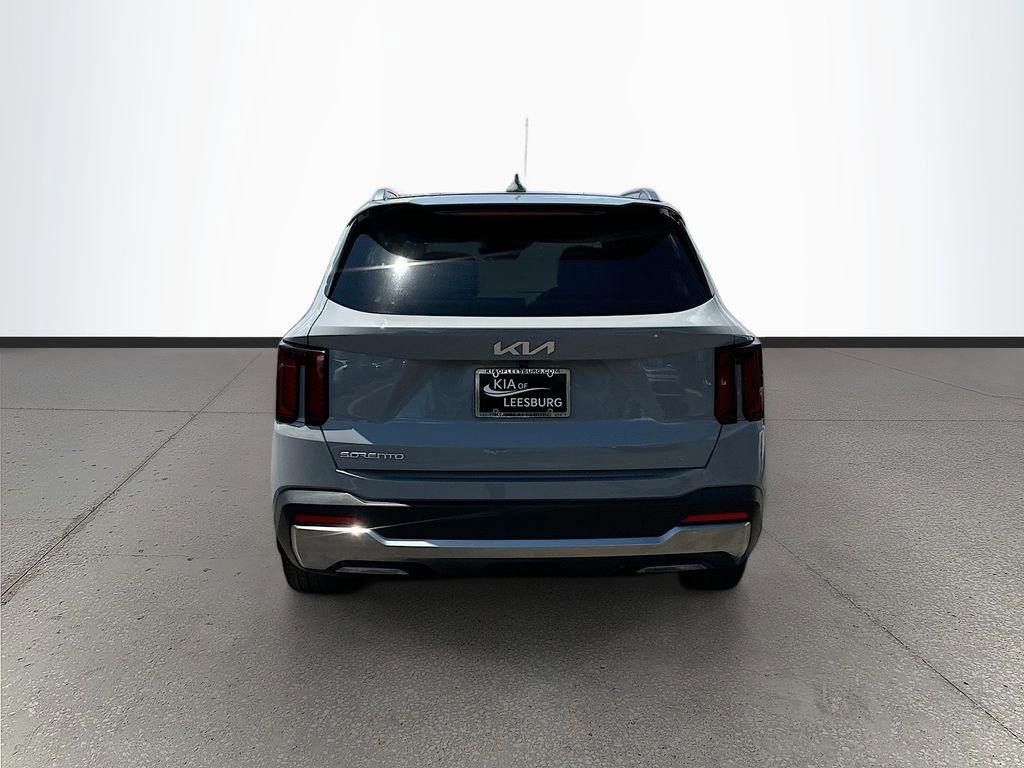 Certified 2025 Kia Sorento SX FWD image 6