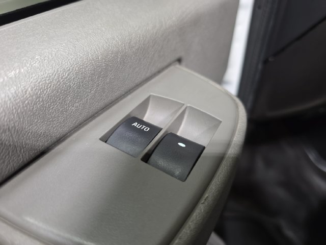 Used 2020 Chevrolet Express 2500 w/ Driver Convenience Package RWD image 24