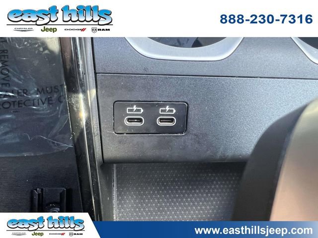 Used 2025 BMW X1 xDrive28i AWD/4WD image 38