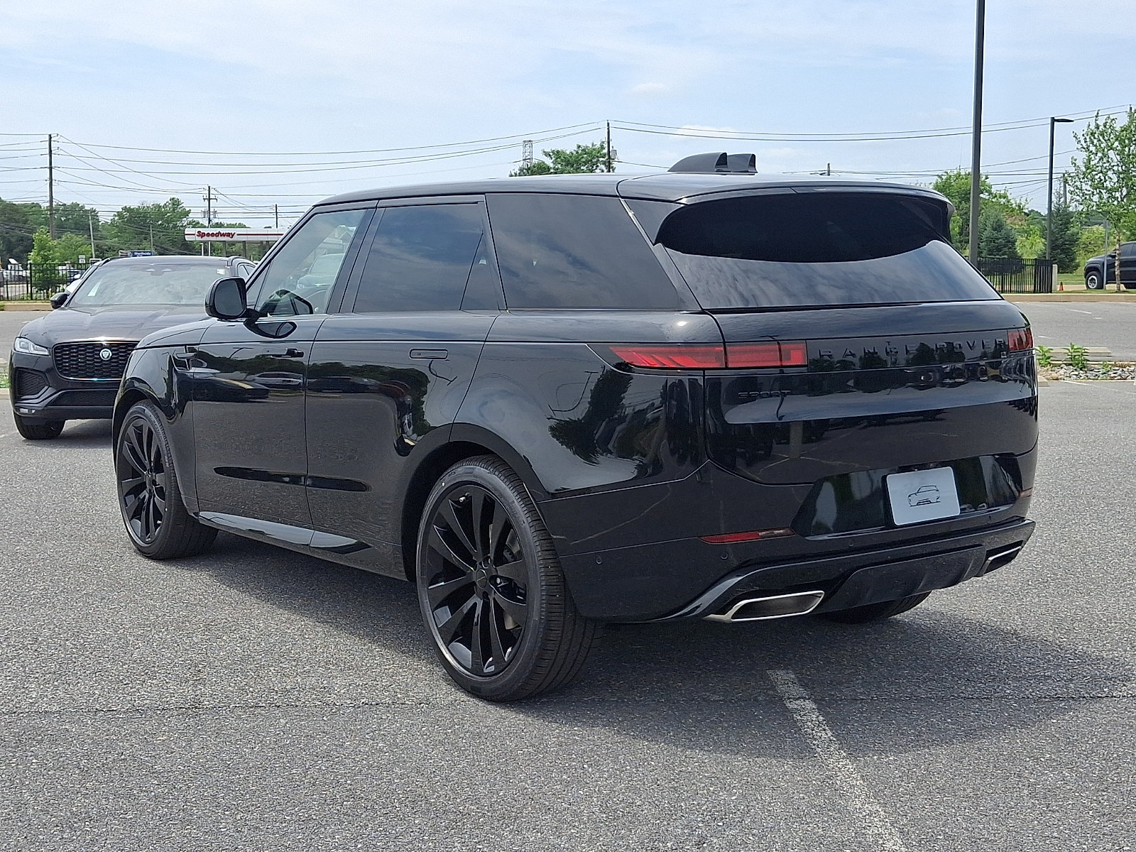New 2026 Land Rover Range Rover Sport Dynamic SE AWD/4WD image 6