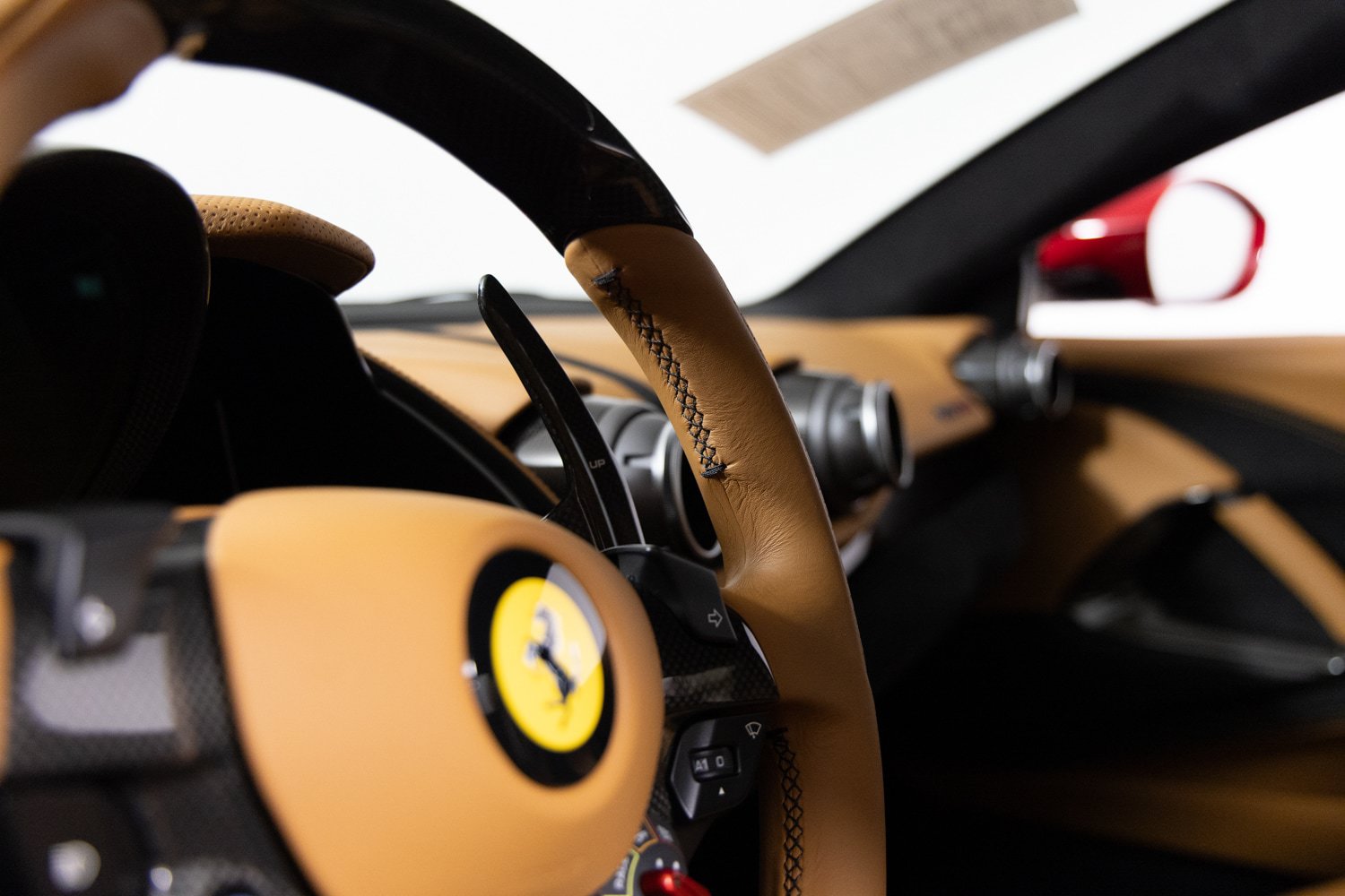 Used 2022 Ferrari 812 GTS RWD image 40