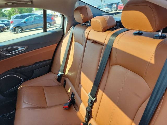 Used 2019 Alfa Romeo Giulia Ti RWD image 23