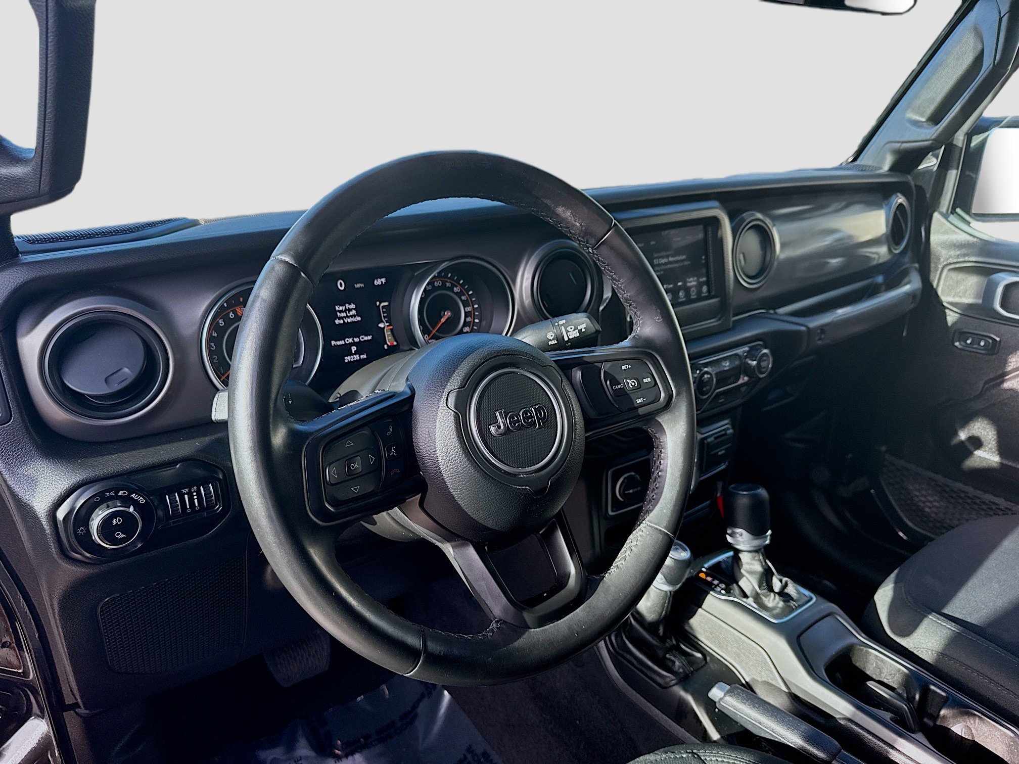 Used 2022 Jeep Gladiator Sport image 9