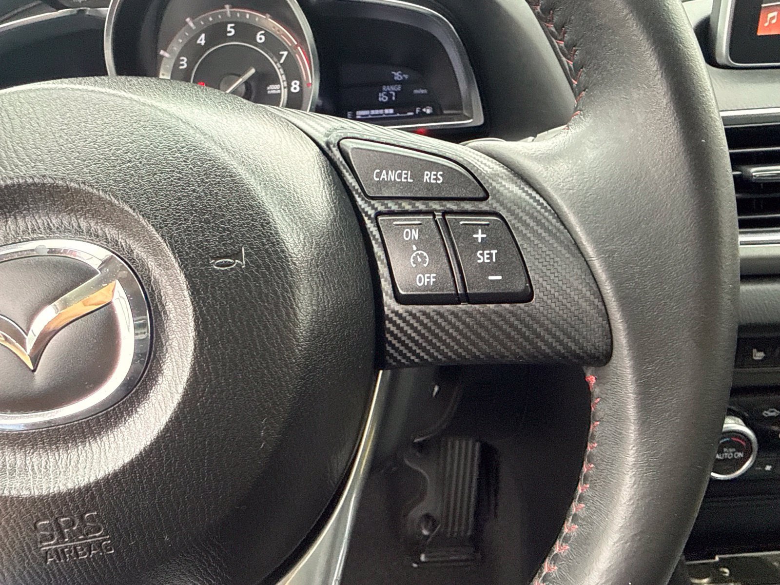 Used 2014 MAZDA MAZDA3 s Touring FWD image 13