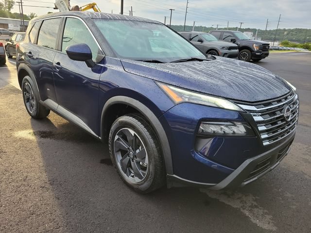 Used 2024 Nissan Rogue SV