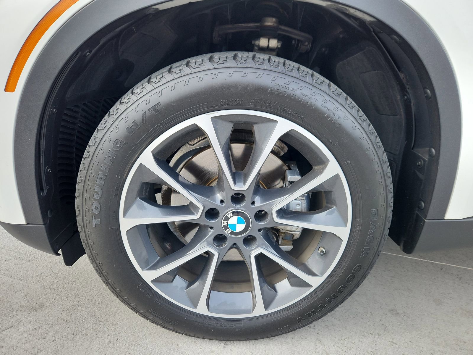 Used 2018 BMW X5 xDrive35i w/ M Sport Package image 18