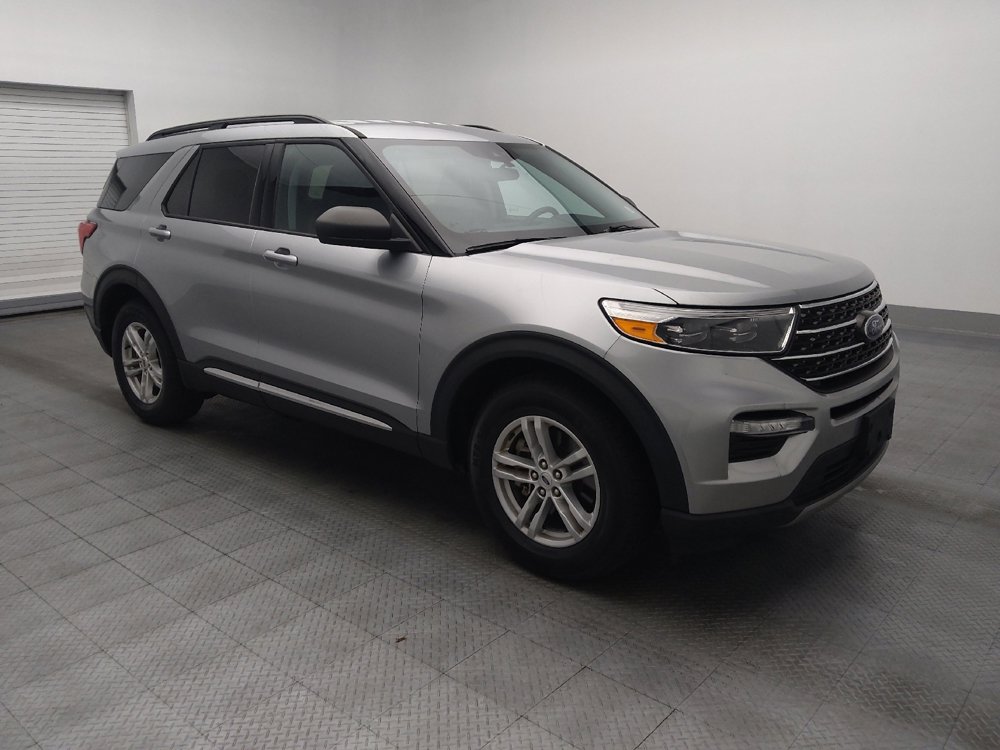 Used 2024 Ford Explorer XLT w/ Equipment Group 202A image 11