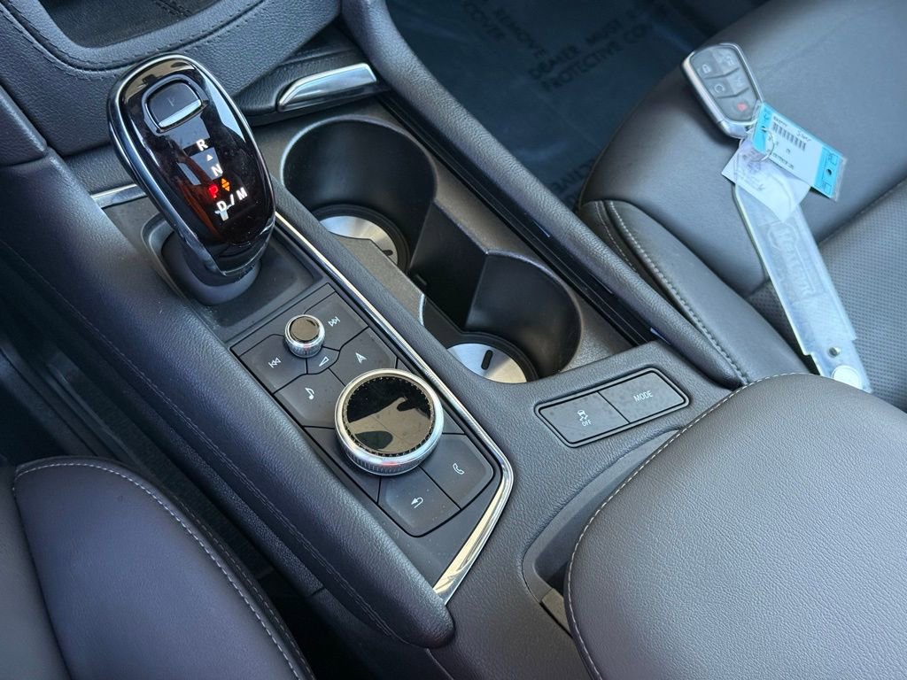 Used 2024 Cadillac XT6 Premium Luxury w/ LPO, Floor Liner Package image 33