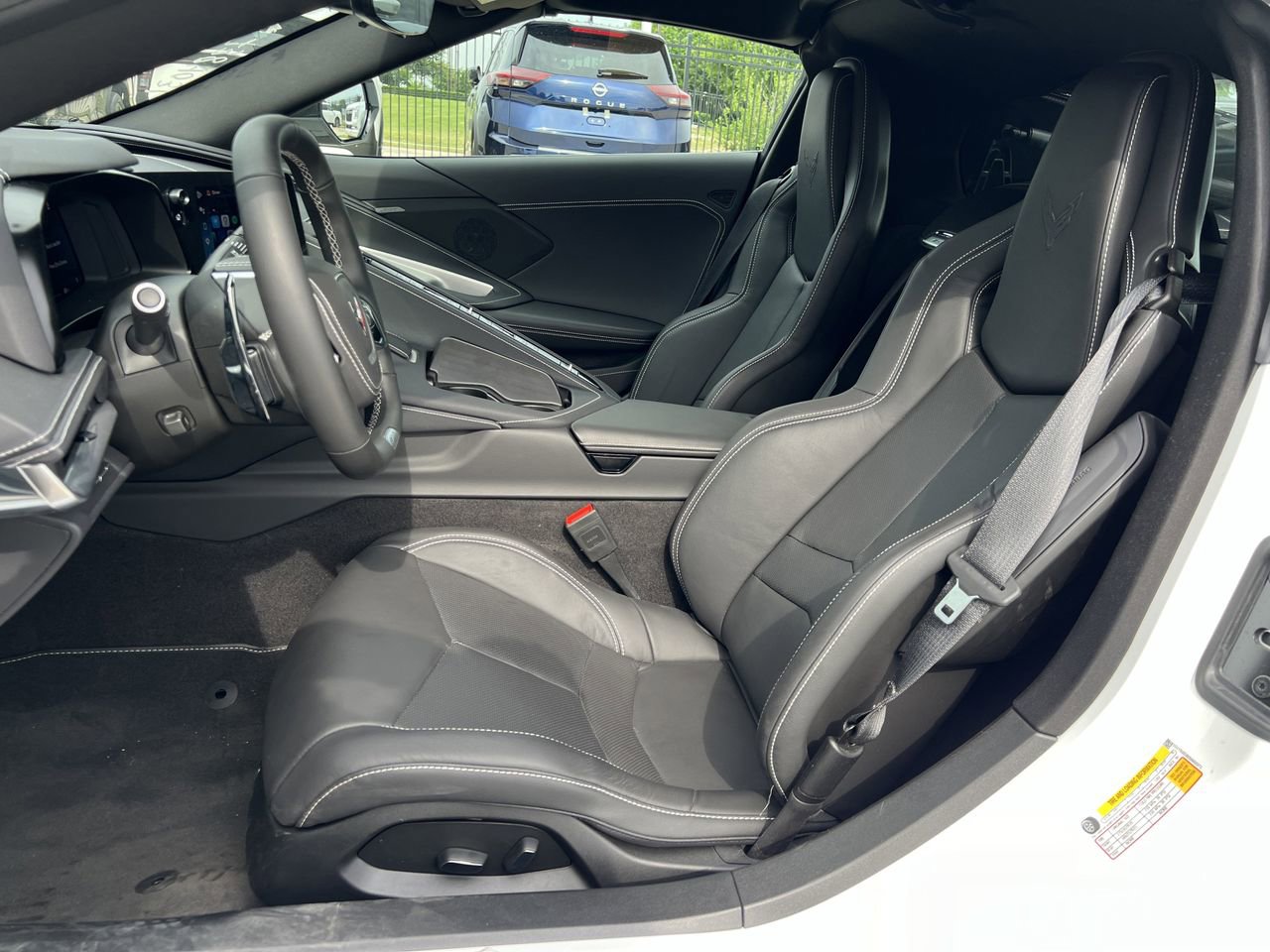Used 2025 Chevrolet Corvette Z06 RWD image 10
