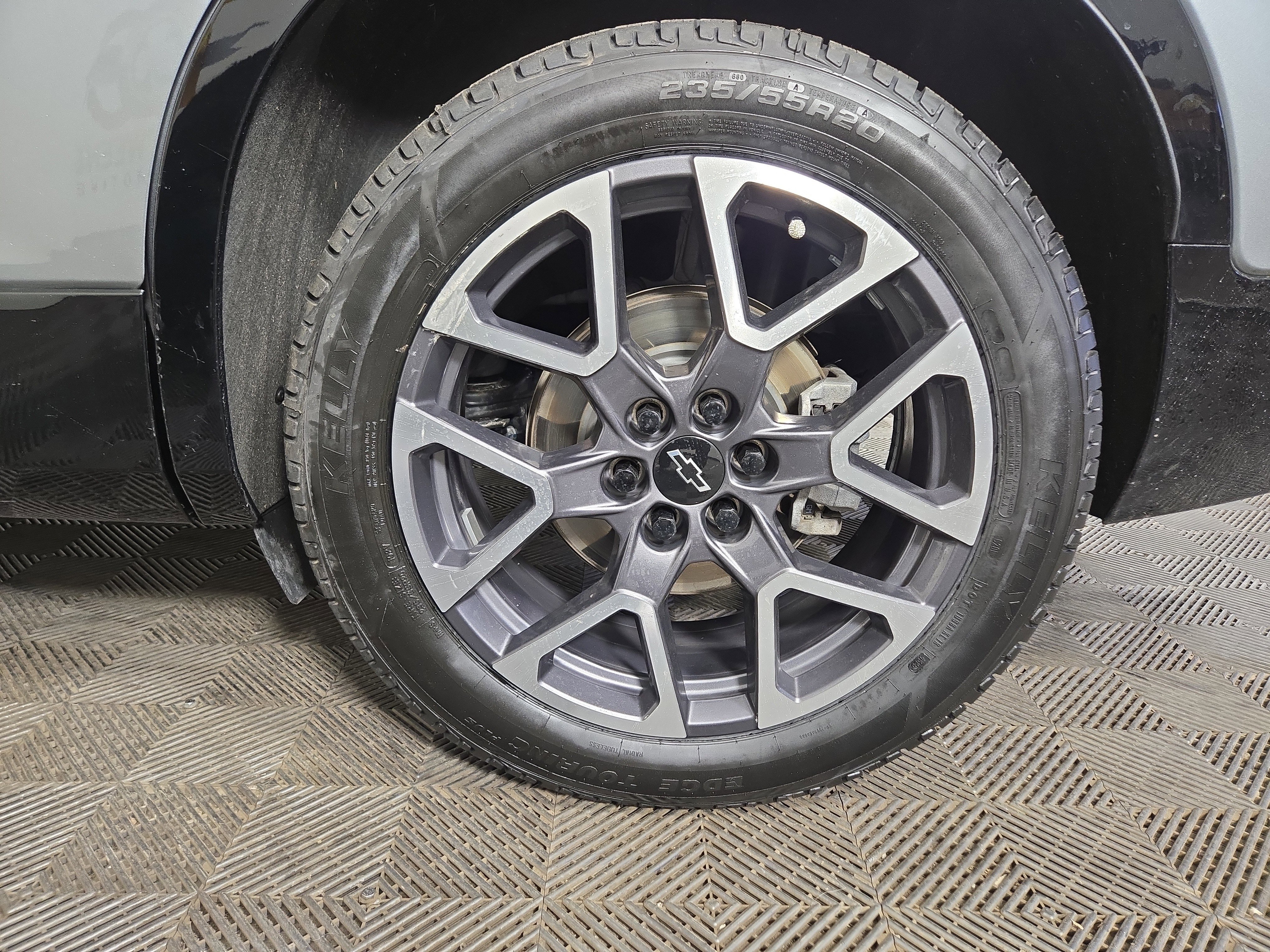 Certified 2023 Chevrolet Blazer RS w/ Driver Confidence II Package image 31