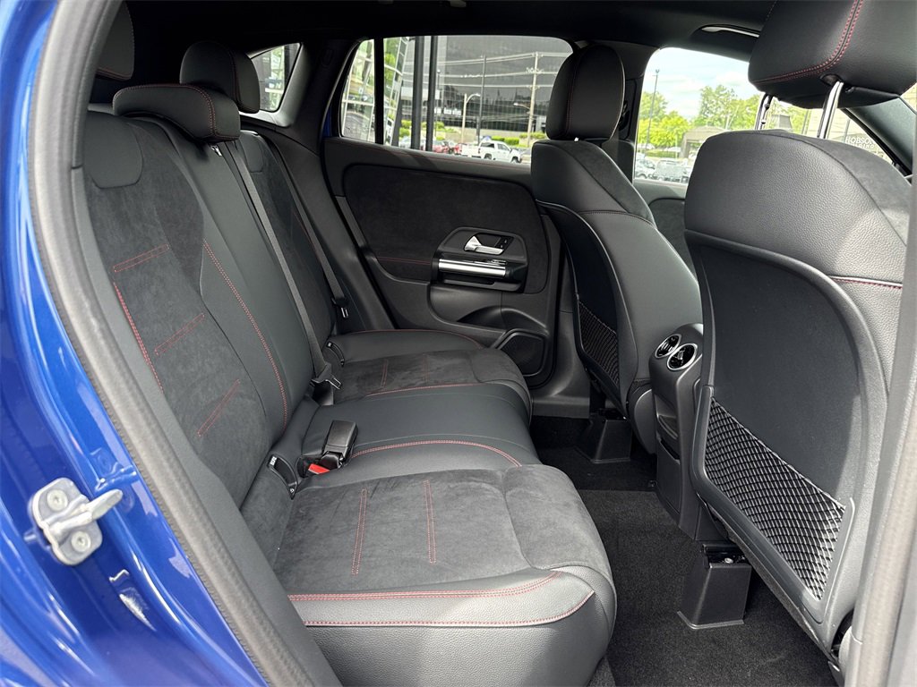 New 2025 Mercedes-Benz GLA 250 image 16