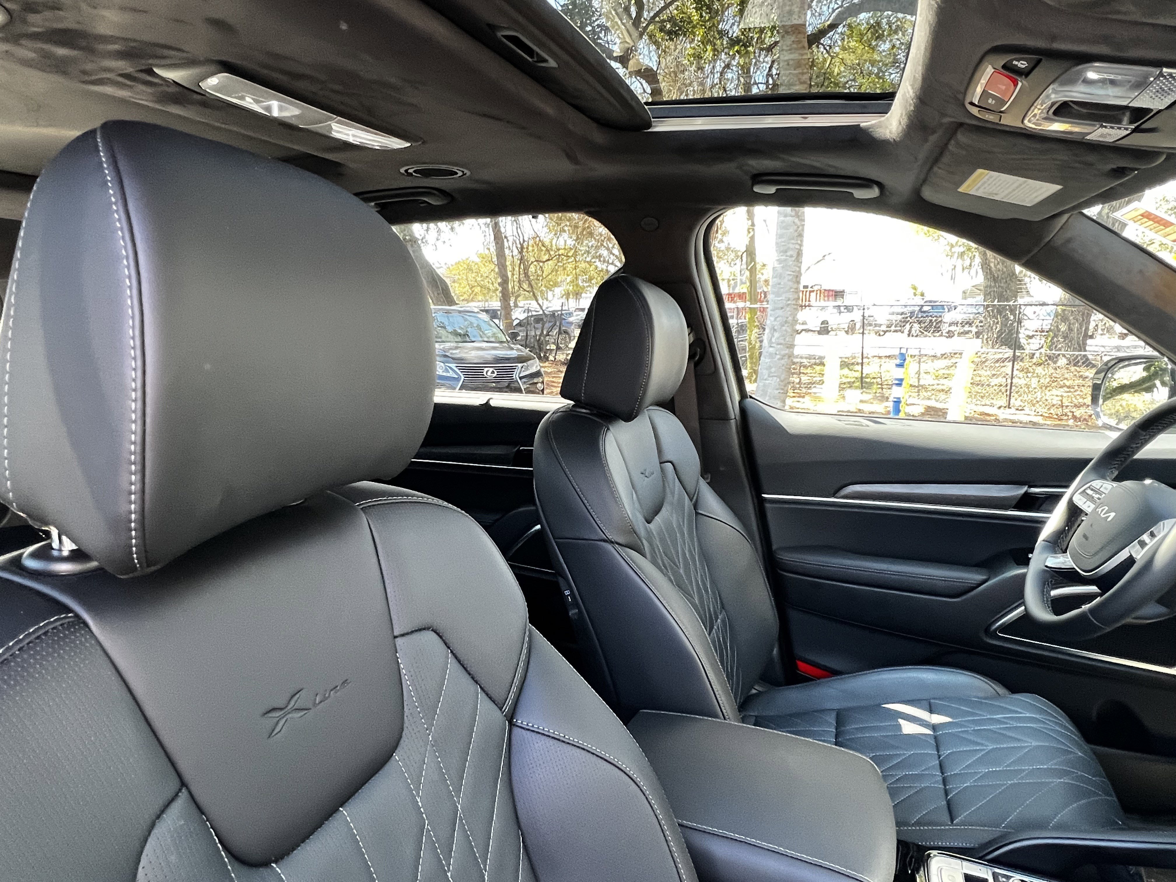 Used 2025 Kia Telluride SX Prestige X-Line image 45