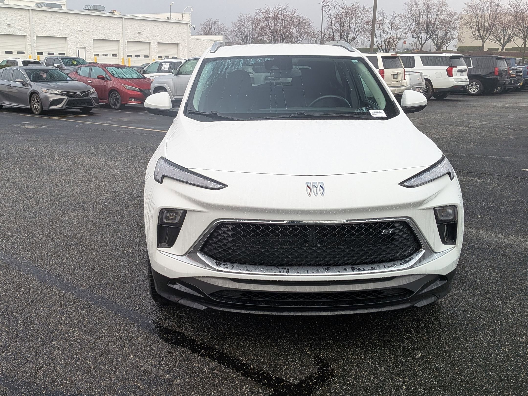 Used 2024 Buick Encore GX Sport Touring w/ Comfort Package image 3