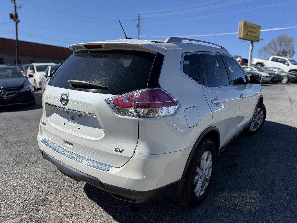 Used 2016 Nissan Rogue SV w/ SV Premium Package image 4