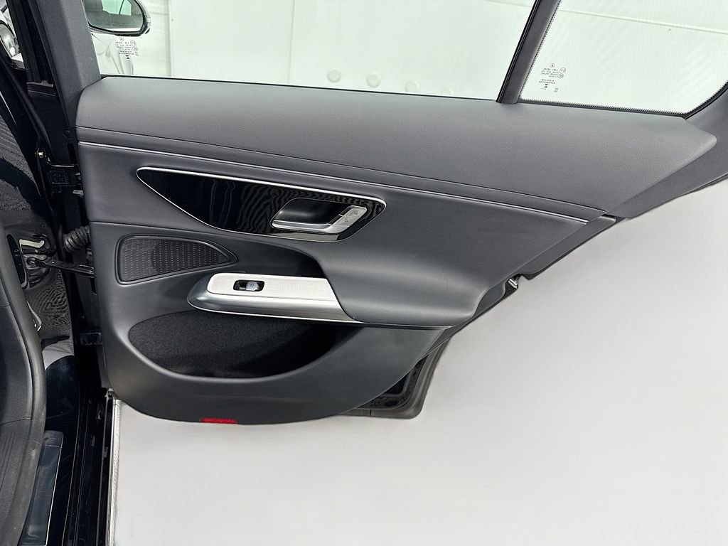 Used 2025 Mercedes-Benz E 350 Sedan image 26