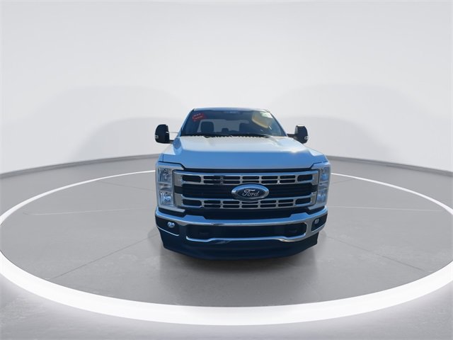 Used 2024 Ford F250 XLT image 3