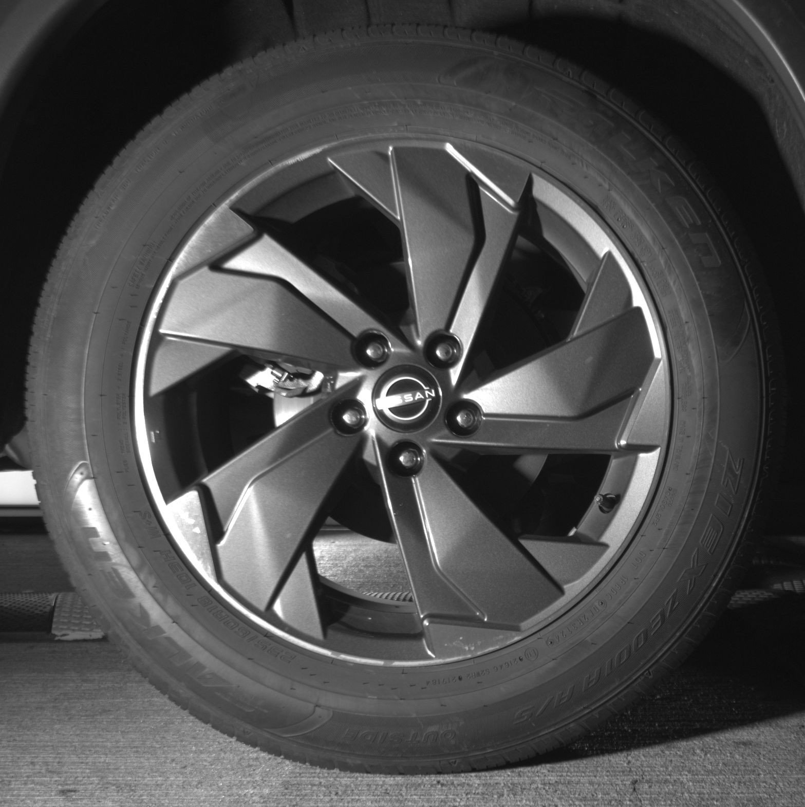 Used 2025 Nissan Rogue SV image 15