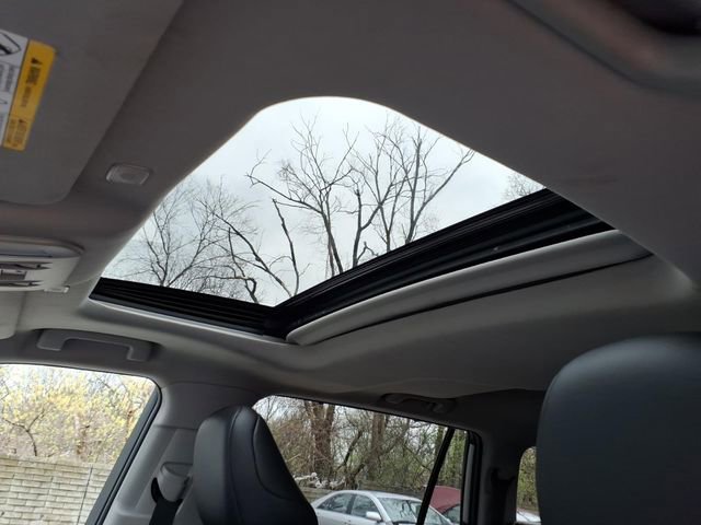 Certified 2024 Toyota Highlander XLE AWD/4WD image 19