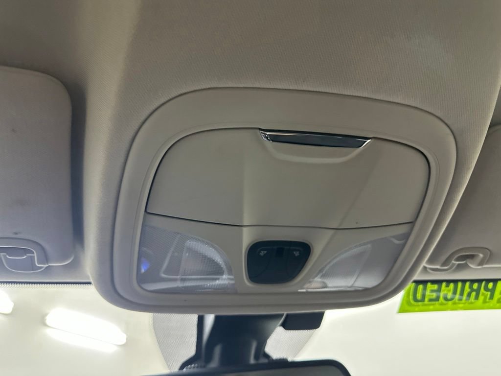 Used 2015 Chrysler 200 Limited w/ Convenience Group FWD image 48