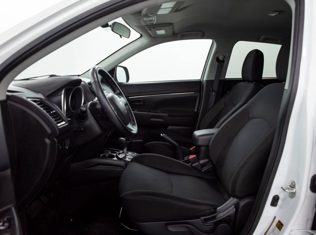 Used 2015 Mitsubishi Outlander Sport ES AWD/4WD image 6