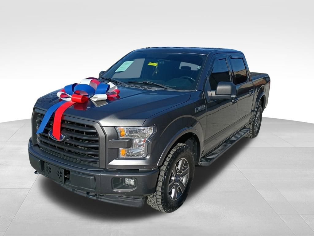 Used 2017 Ford F150 XLT w/ Equipment Group 302A Luxury image 9