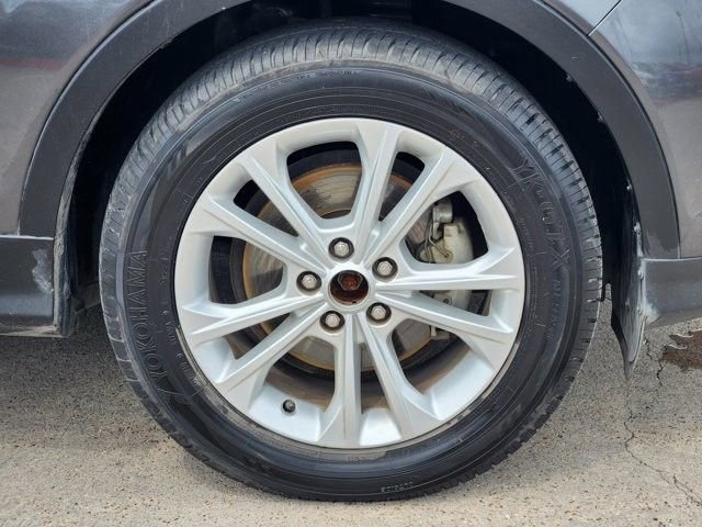 Used 2018 Ford Escape SE w/ Ford Safe & Smart Package image 9