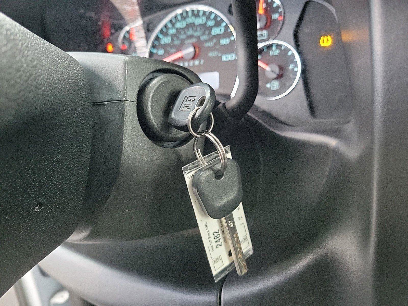 Used 2024 GMC Savana 2500 w/ Driver Convenience Package image 31