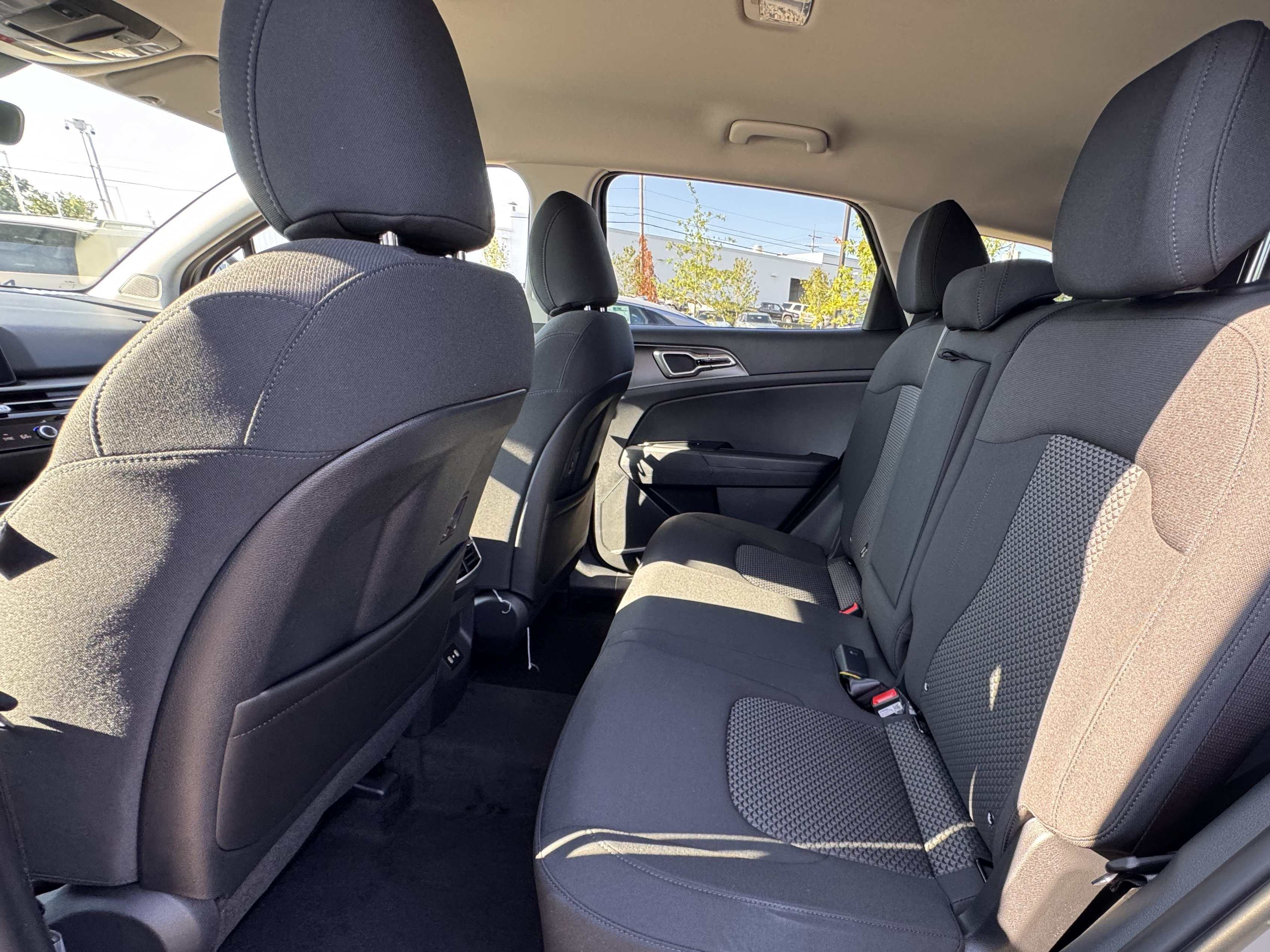 New 2027 Kia Sportage S AWD/4WD image 14