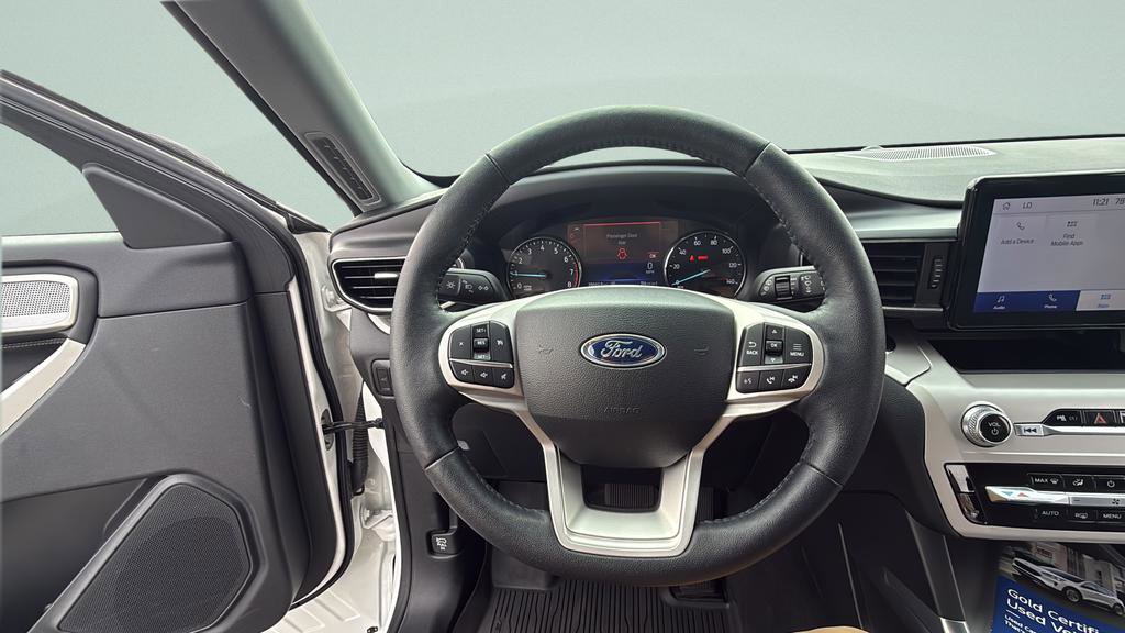 Certified 2024 Ford Explorer XLT w/ Equipment Group 202A AWD/4WD image 21