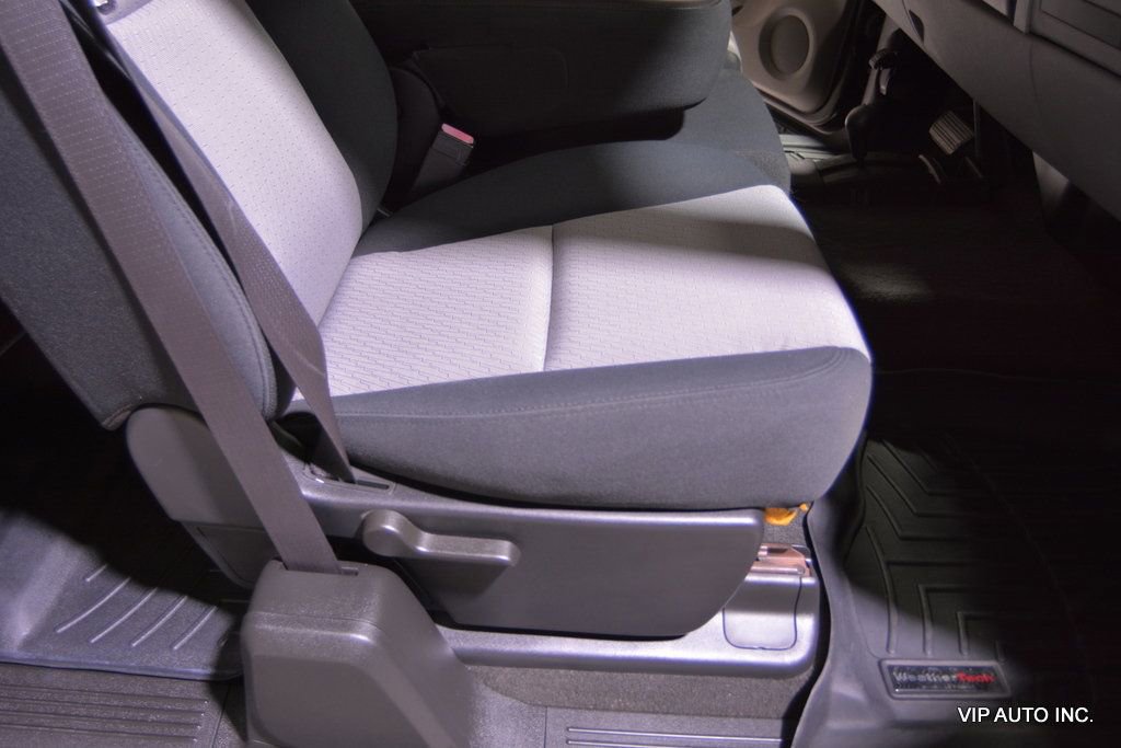 Used 2007 Chevrolet Silverado 2500 W/T w/ LS Package image 18