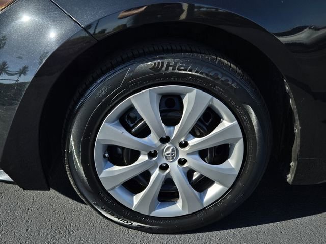 Used 2022 Toyota Corolla LE image 8