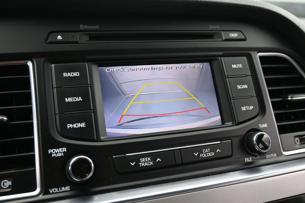 Used 2015 Hyundai Sonata SE w/ Option Group 09 FWD image 13