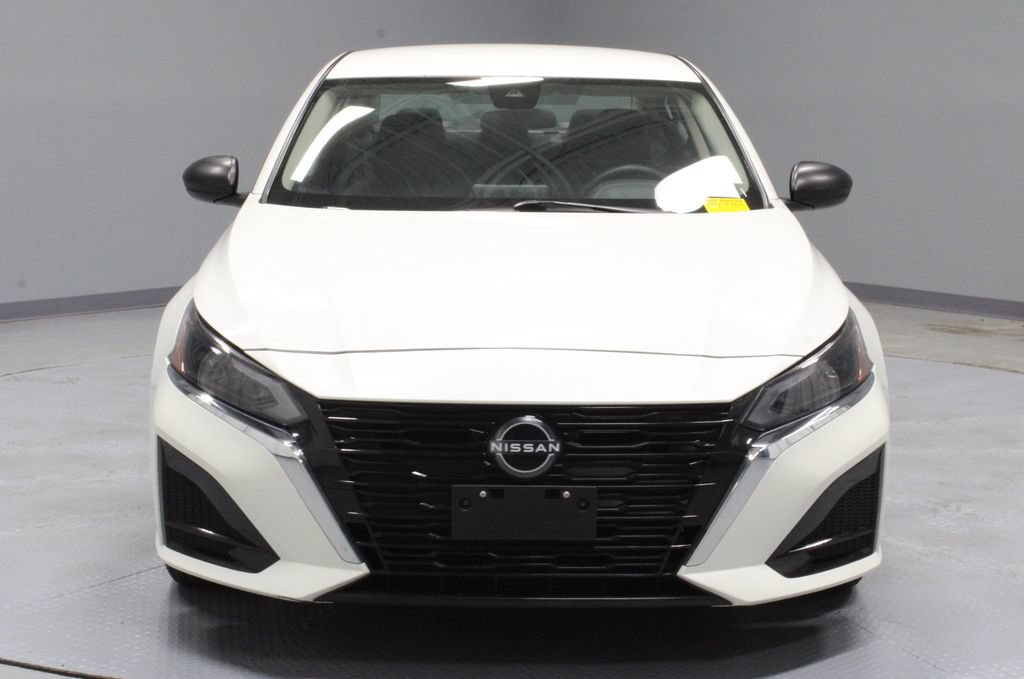 Certified 2024 Nissan Altima 2.5 SV FWD image 6