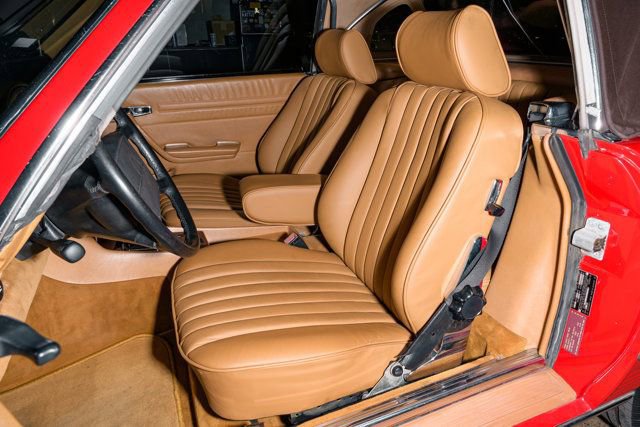 Used 1988 Mercedes-Benz 560 SL image 17