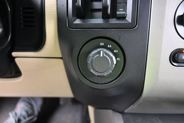 Used 2016 Ford Expedition XL AWD/4WD image 21