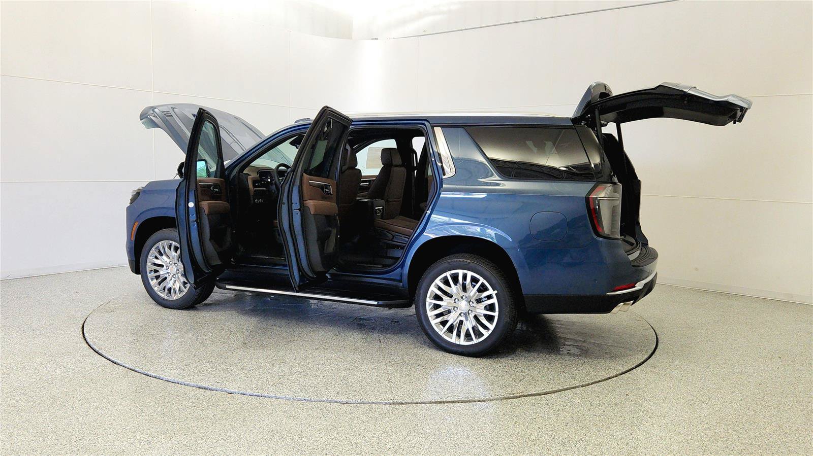 New 2026 Chevrolet Tahoe High Country w/ Sun And Tow Package AWD/4WD image 11
