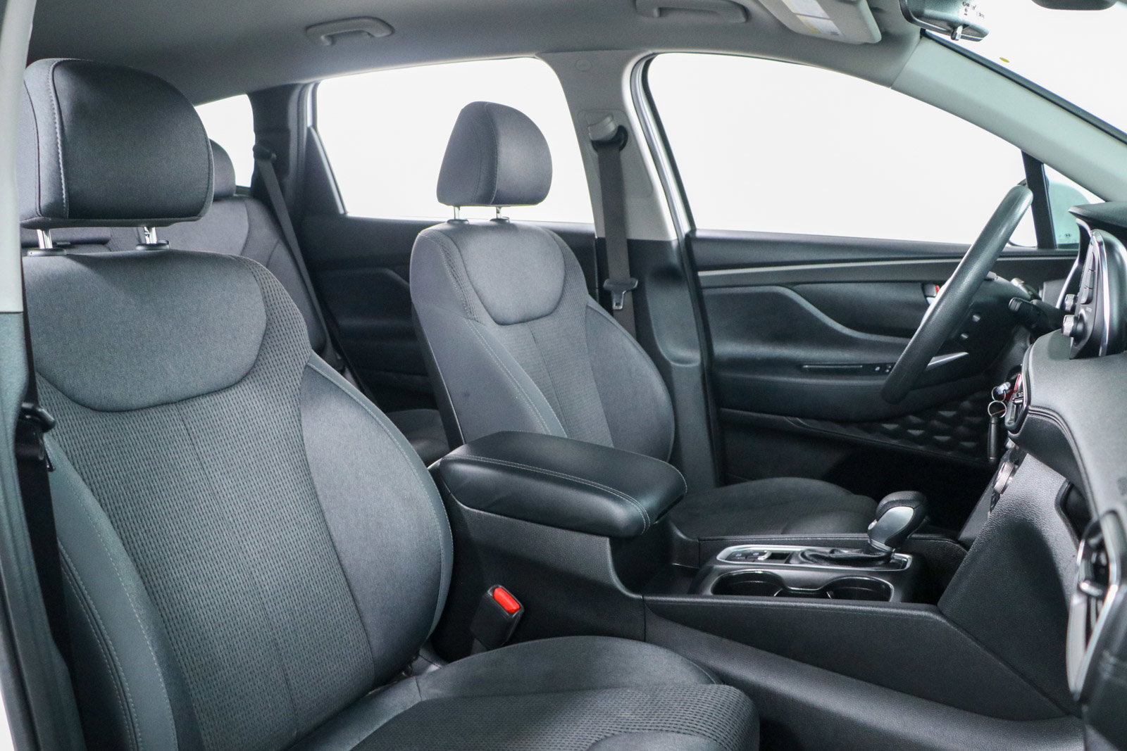 Used 2019 Hyundai Santa Fe SE image 26