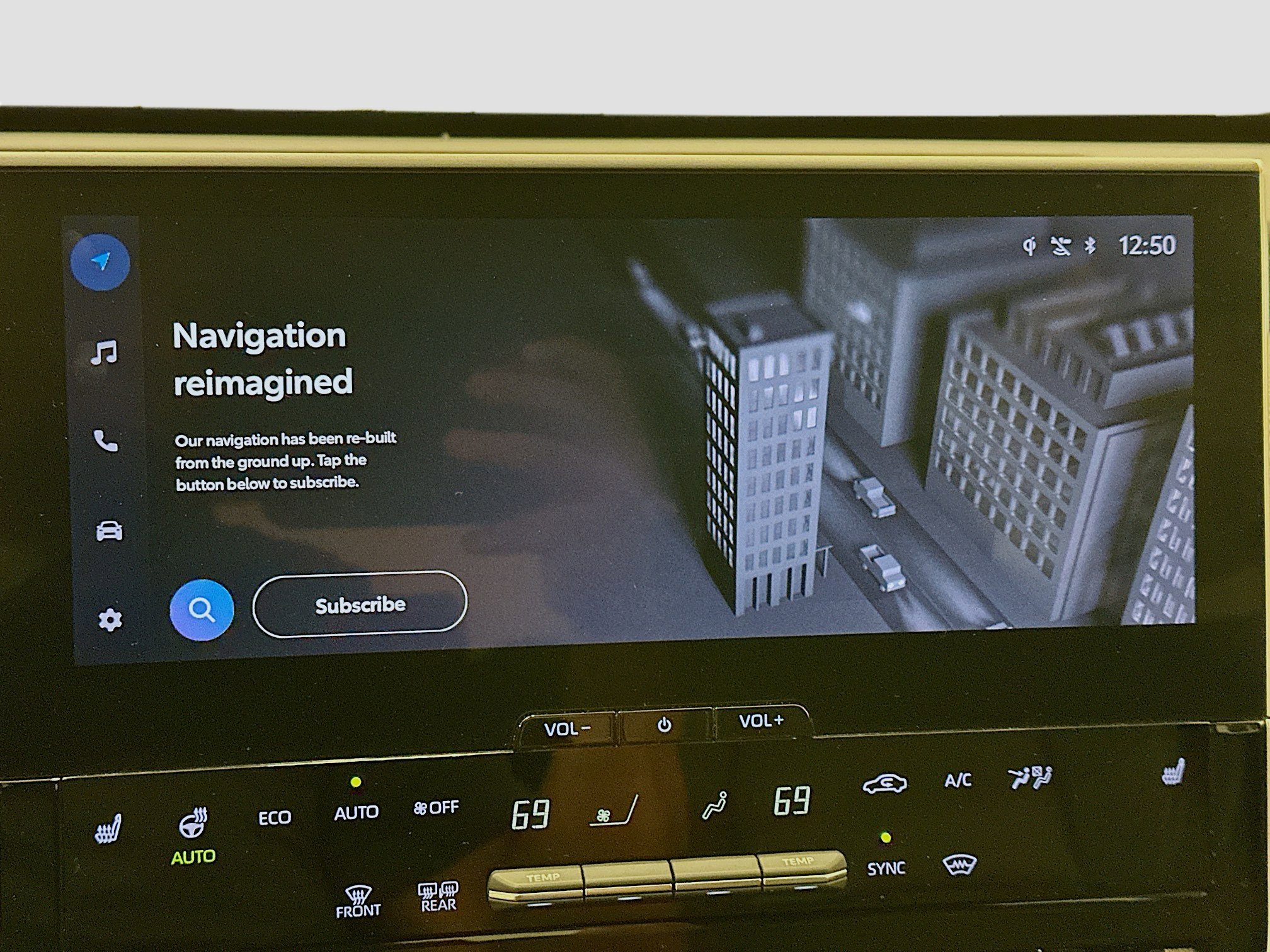 Used 2023 Toyota bZ4X XLE w/ Weather Package image 22