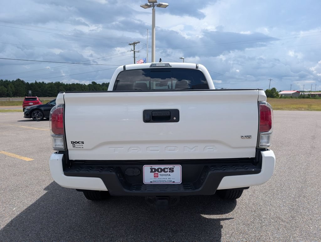 Used 2021 Toyota Tacoma TRD Sport RWD image 4