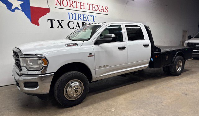 Used 2022 RAM 3500 Tradesman w/ Chrome Appearance Group AWD/4WD image 11